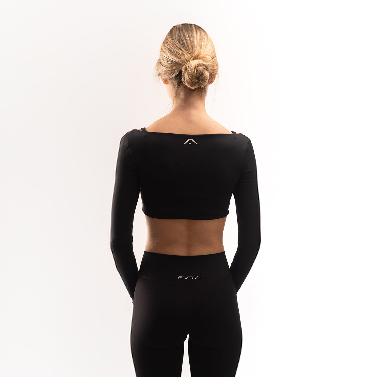 Crop Top "Serene" Onyx Black